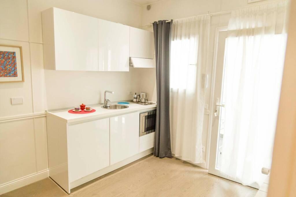 Casa Alessandra Colosseo Рим Экстерьер фото